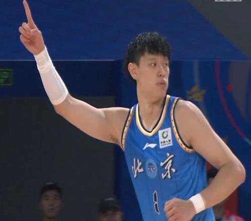 阵容更精